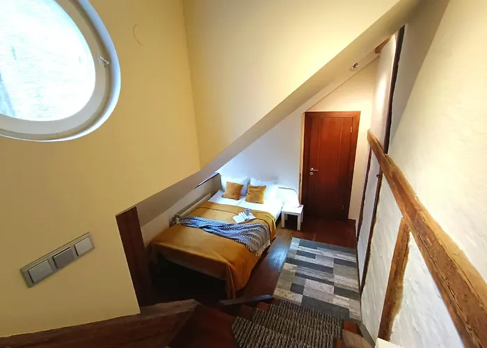 Old Town Spacious Loft Nearby The Livu Square Dzīvoklis