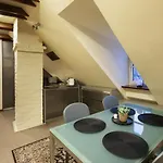 Old Town Spacious Loft Nearby The Livu Square Daire Riga