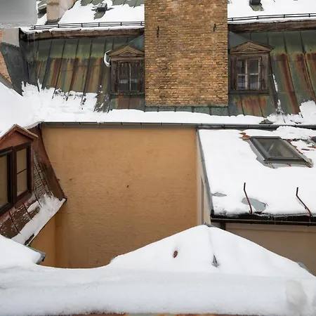 Lägenhet Old Town Charm One Bedroom Spacious Loft Nearby The Livu Square Riga