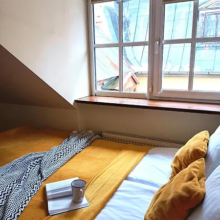 Old Town Charm One Bedroom Spacious Loft Nearby The Livu Square Lägenhet Riga