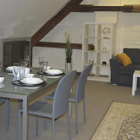 アパート Old Town Charm One Bedroom Spacious Loft Nearby The Livu Square リガ