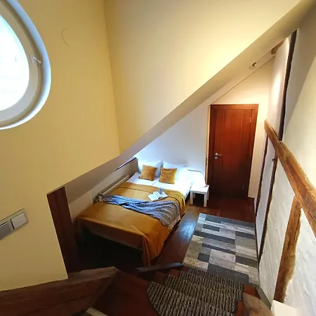 Old Town Spacious Loft Nearby The Livu Square Apartmán