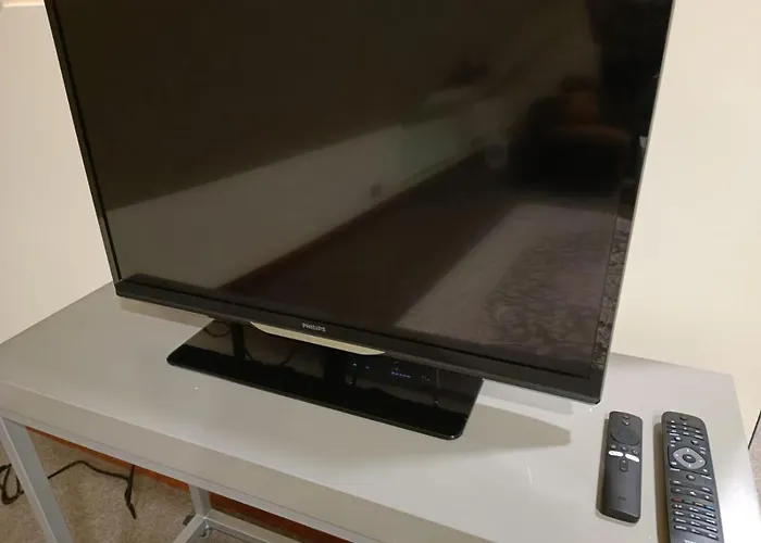 Old Town Spacious Loft Nearby The Livu Square